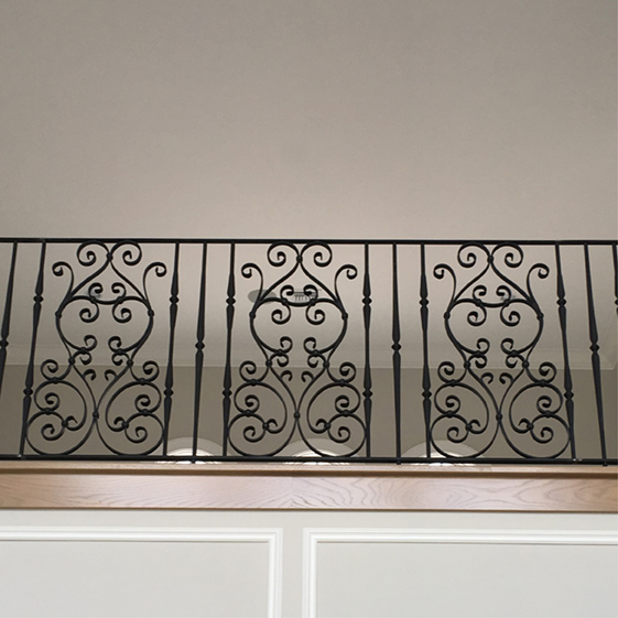 AIDI002 Indoor Balcony Railing using Grande Pickets and Lawler