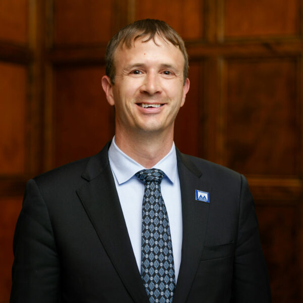 24 08 08 headshot AOOA Moor Justin 08 52