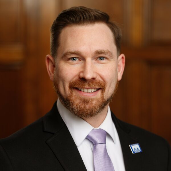 AOOA Robison Benjamin 01 8