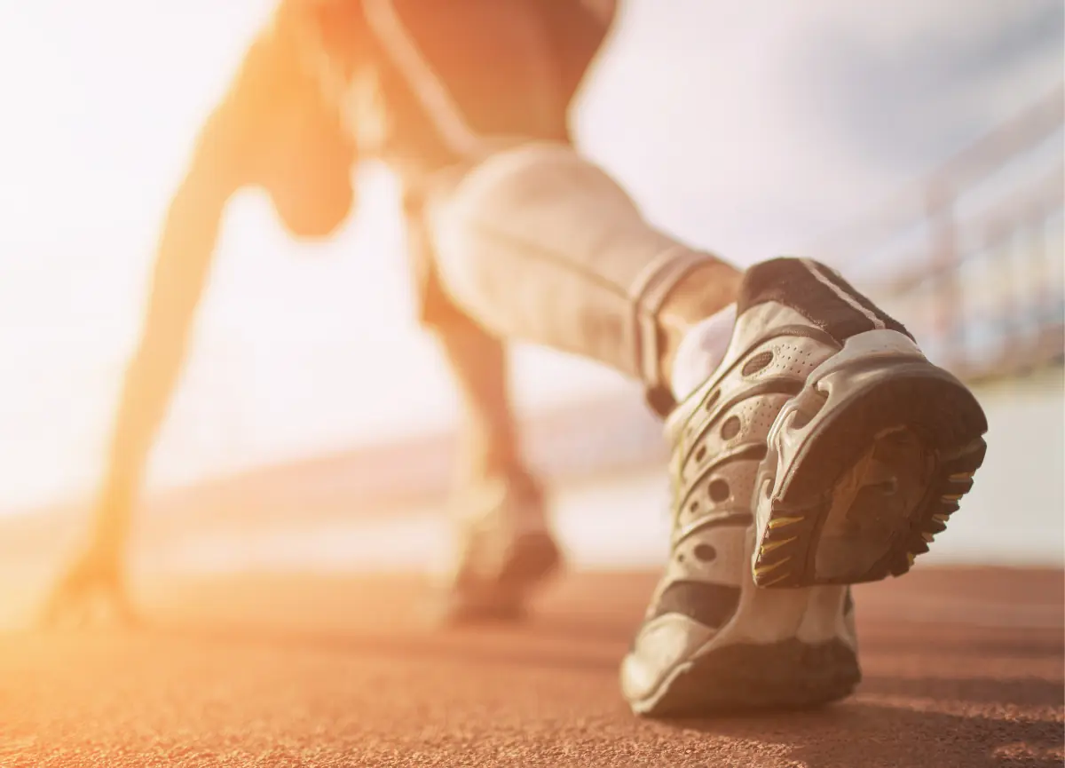 Runner with leg bandage