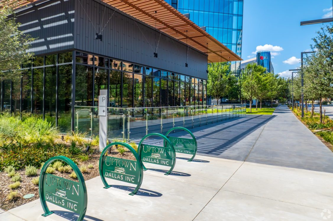 23 Springs Uptown Dallas Bike Racks Accessibility