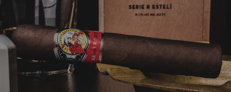 LGC Serie R Esteli Maduro