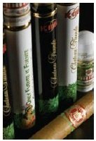 Arturo Fuente, King T in Tubo 