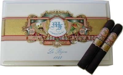 My Father, Le Bijou 1922 Petite Robusto 