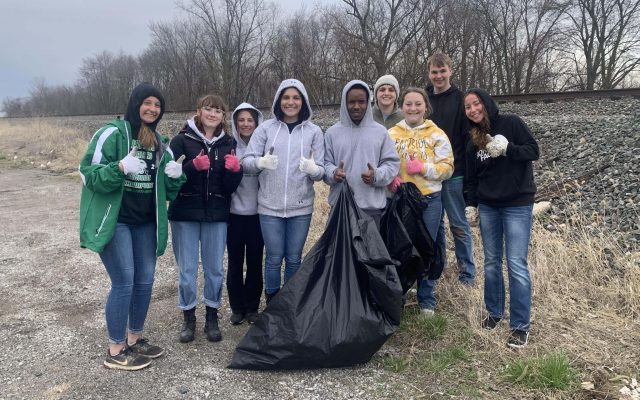 Hathaway Maxton Trash Clean Up