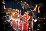 <a href='/fugazi_live_series/athens-ga-usa-121899'>40 Watt, Athens, GA USA 12/18/99 - Photo © by Michael Koenig</a>
