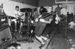 <a href='/fugazi_live_series/madison-wi-usa-61990'>Neighborhood House, Madison, WI 6/19/90 - Photo © by Pat Graham</a>