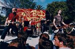 <a href='/fugazi_live_series/san-francisco-ca-usa-60400'>Dolores Park, San Francisco, CA 6/4/00 - Photo © by Stephen Curiel</a>