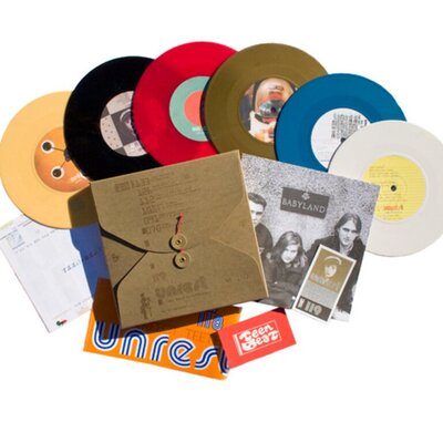 Unrest - Perfect Teeth (7" Box Set)