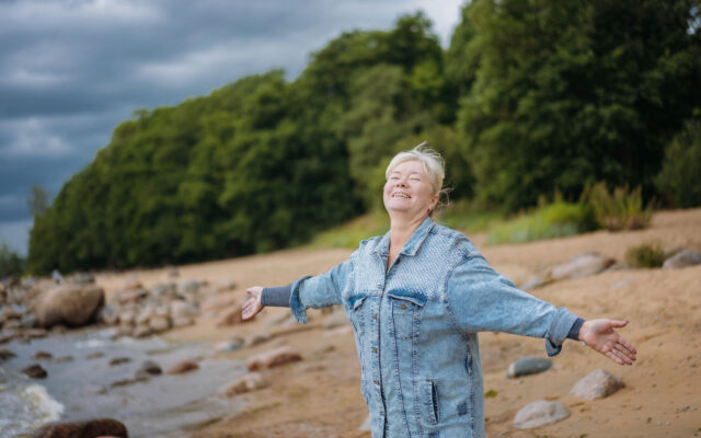 Howard Bailey woman enjoying life and summer