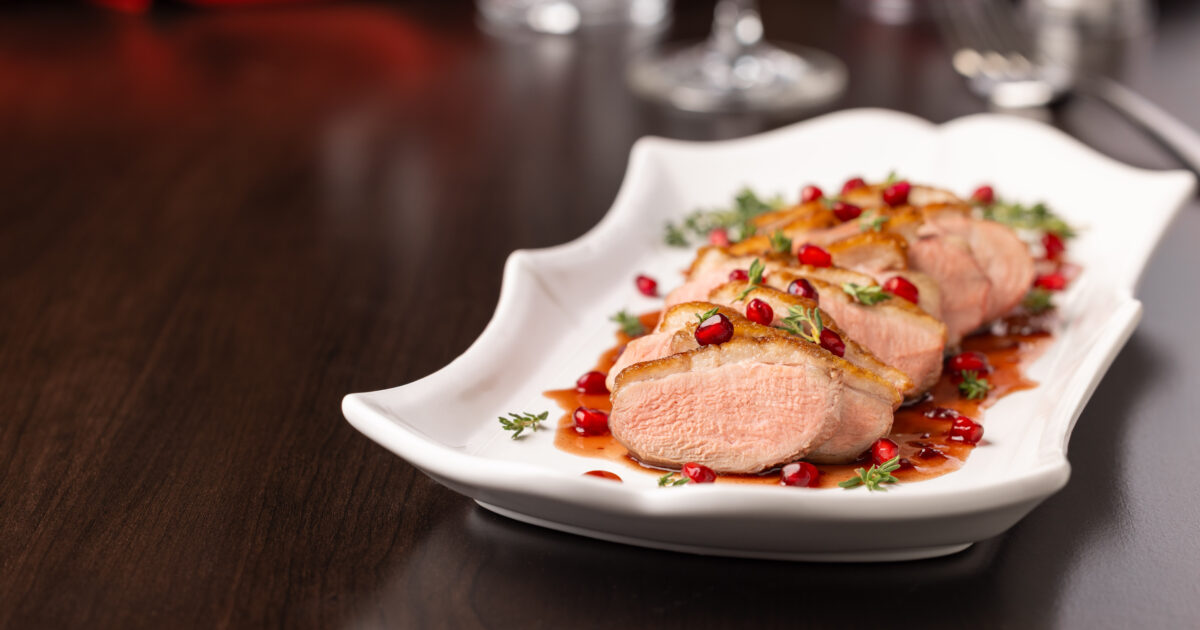 https://s3.us-east-1.amazonaws.com/assets.mapleleaffarms.com/content/_1200x630_crop_center-center_82_none/Pomegranate-Thyme-Duck-Breast-Copyright-2025.jpg?mtime=1753889935