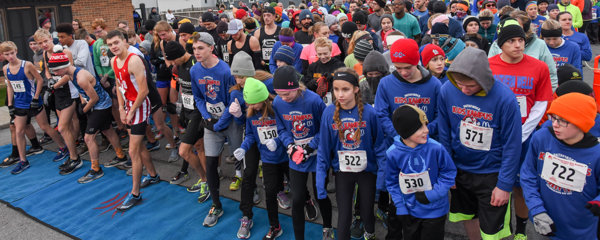 Turkey trot runners lined up