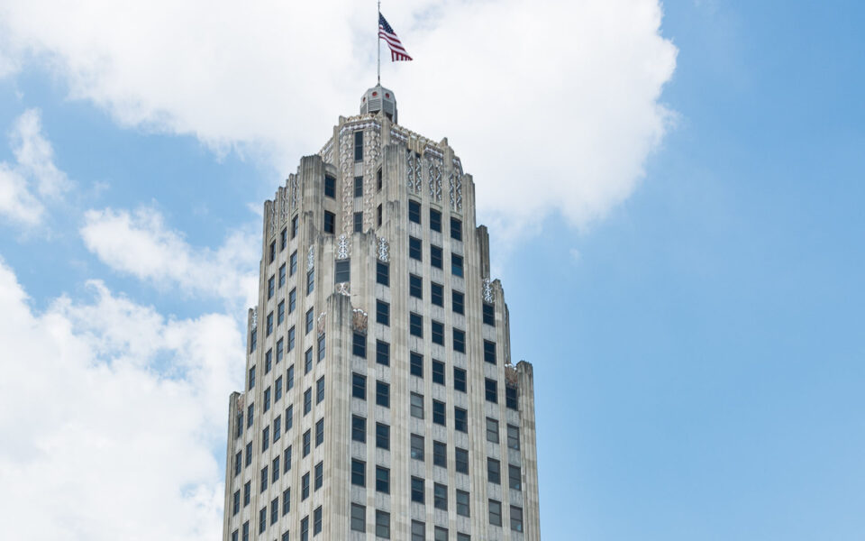 Lincoln Tower Fort Wayne IN Vertical 01