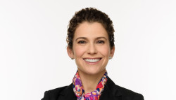 Sophia Mendelsohn headshot