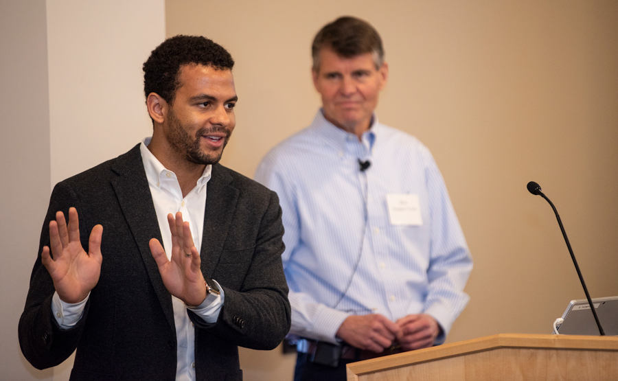 Sam Nana-Sinkam ’10 (left) and Rick Thompson ’79, P’08 (right) Sam Nana-Sinkam ’10 (left) joined Rick Thompson ’79, P’08 (right) and other alumni to talk to Bucknell management students about their partnership