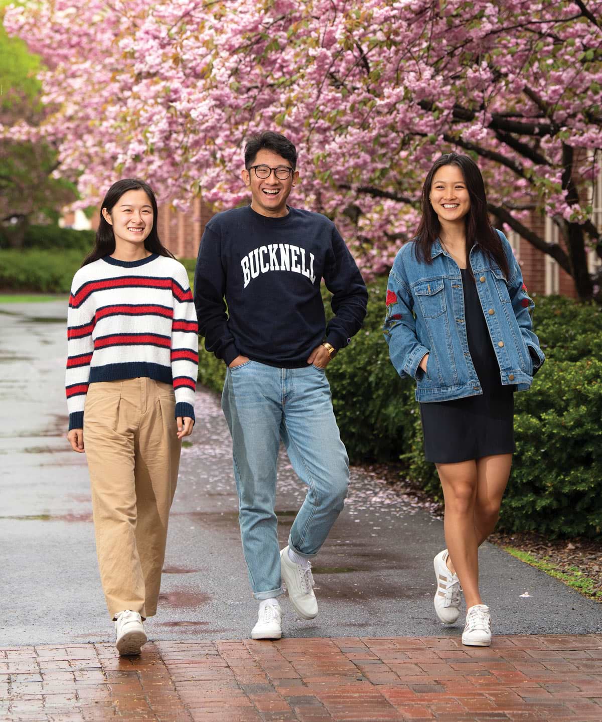 Jiayi “Echo” He ’20, Yuan “Alex” Gao ’19 and Milenna Huang ’22 Three of Bucknell’s 135 students from China this spring were, from left, Jiayi “Echo” He ’20, Yuan “Alex” Gao ’19 and Milenna Huang ’22
