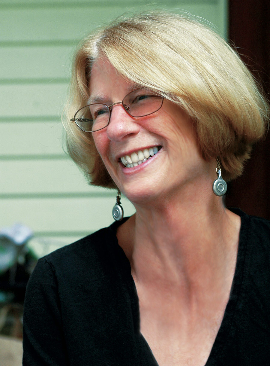 Betsy Neary Sholl Betsy Neary Sholl headshot
