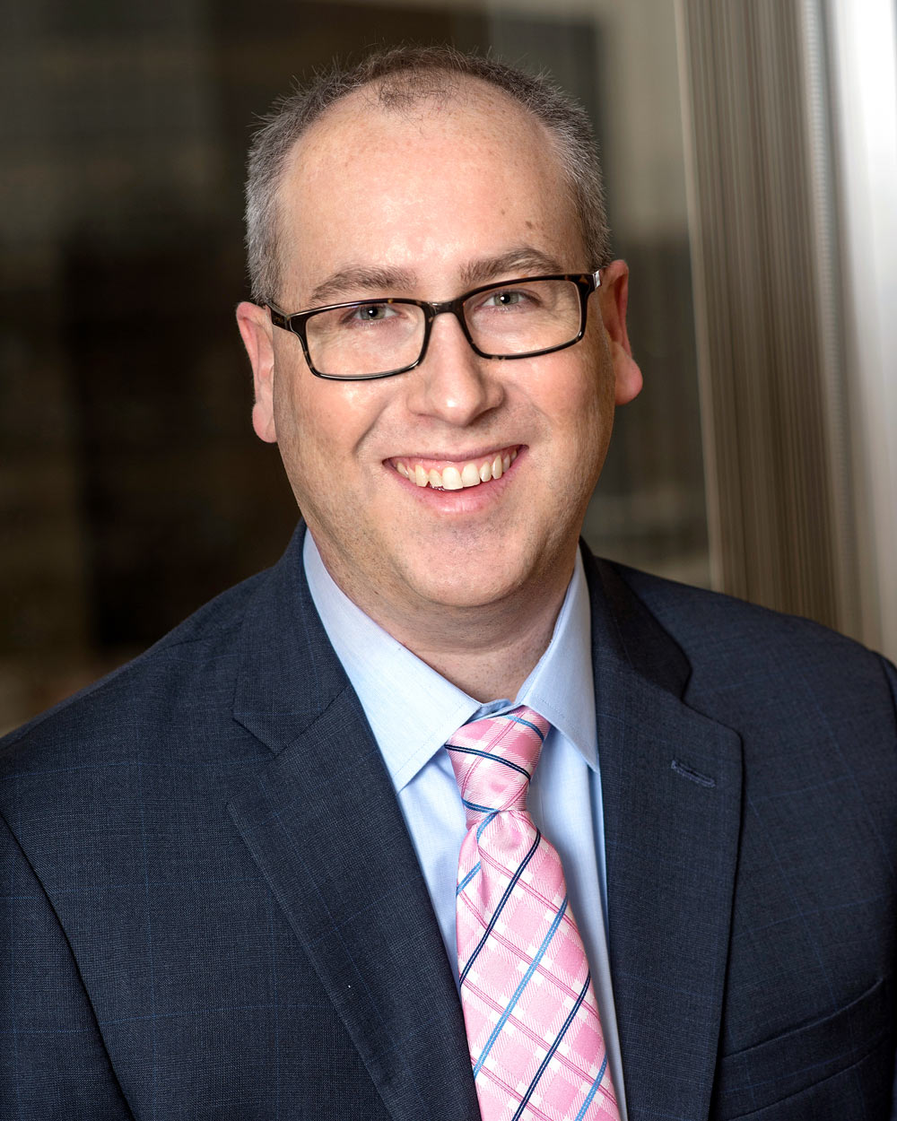 Scott Uebele headshot