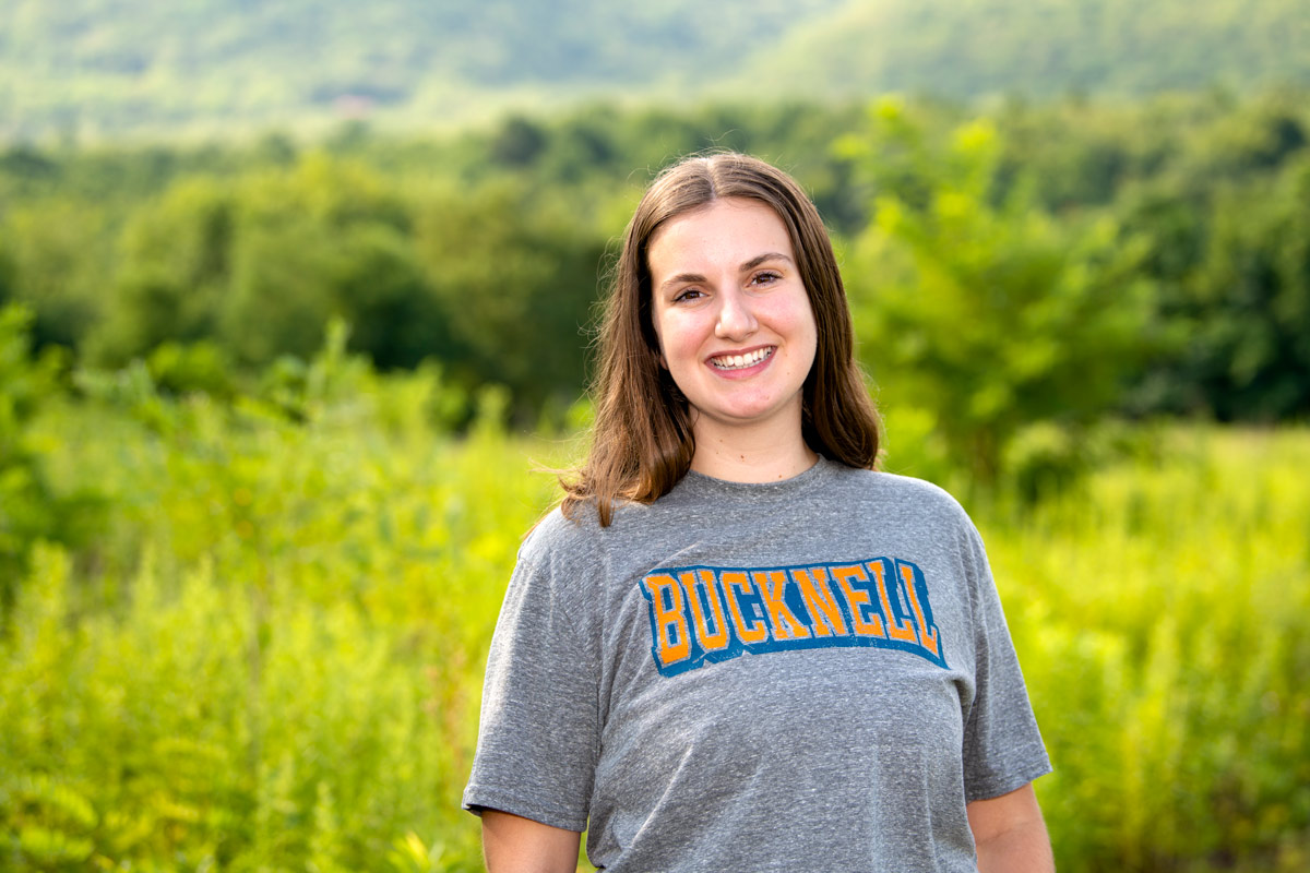Eleanor Geno in a gray Bucknell shirt