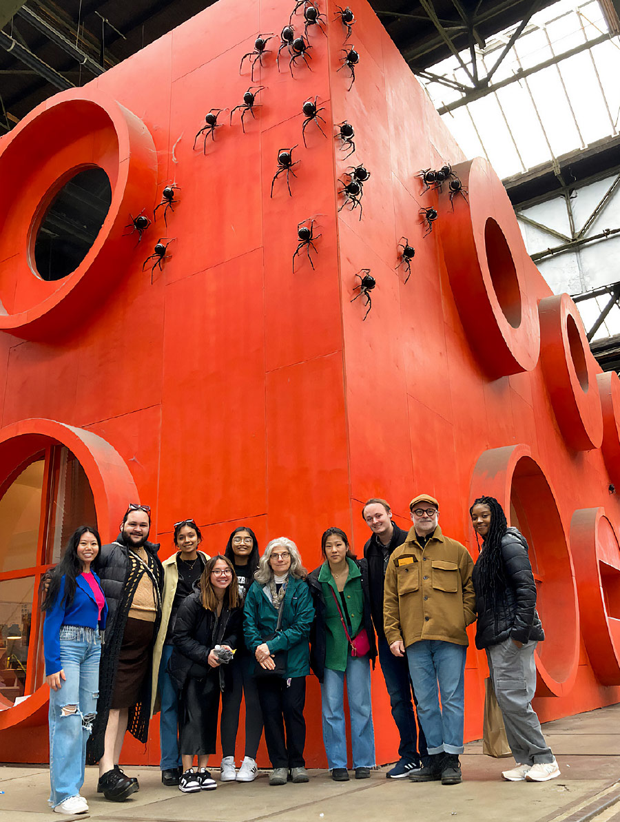 students visiting several Amsterdam art collections