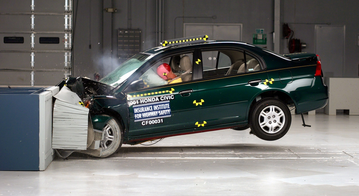 impact during a crash test showing the proper deployment of a Takata airbag