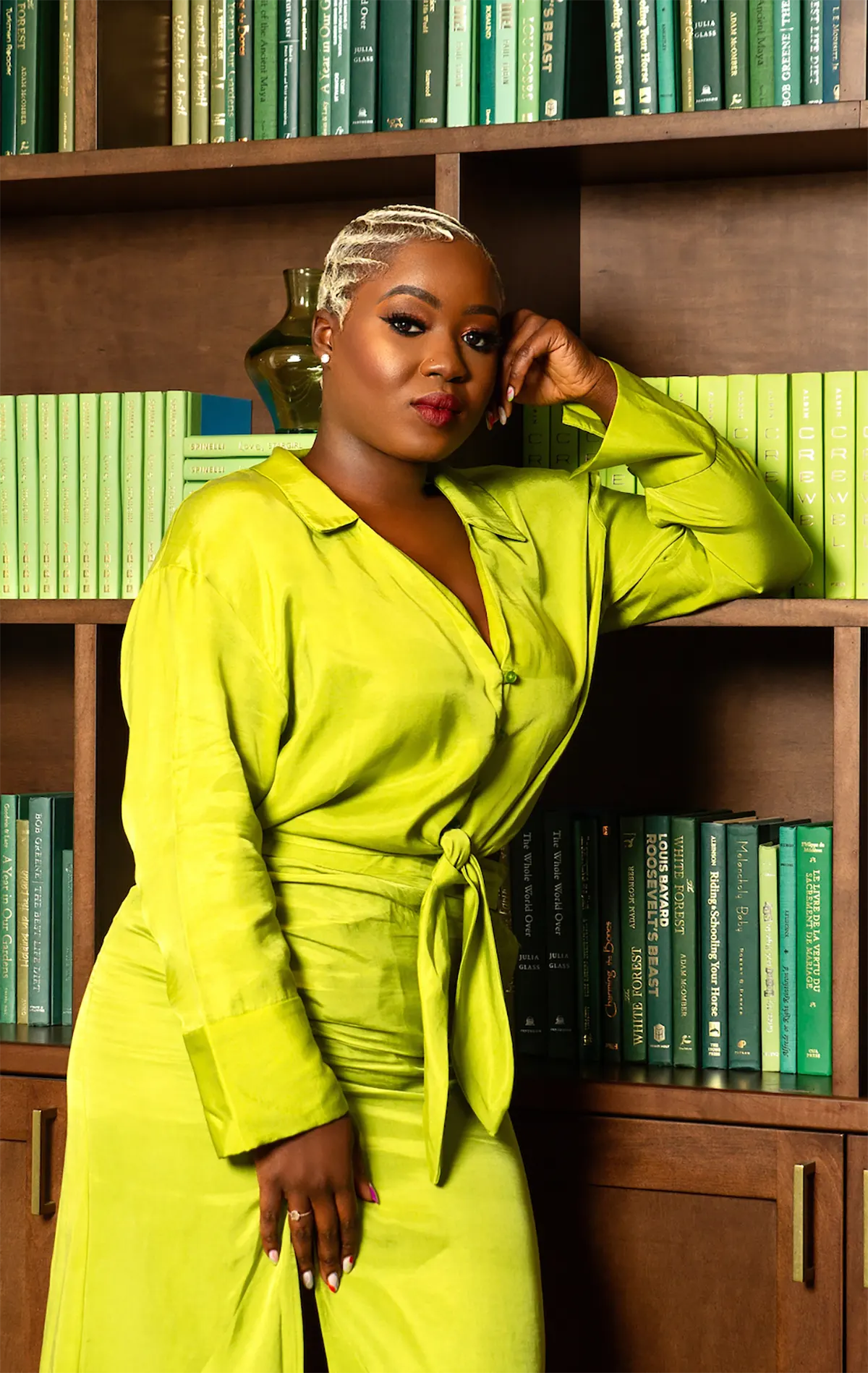 Nadia Sasso posing in a library