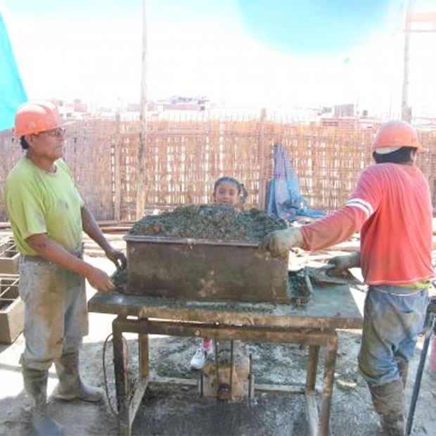 Equipos y Formaletas para Fabricación de Premoldeados de Concreto