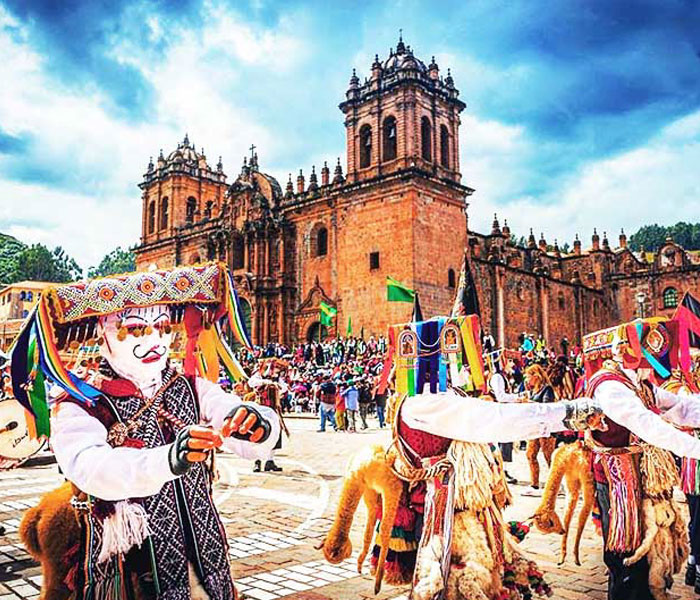 PLAZA DE ARMAS CUSCO