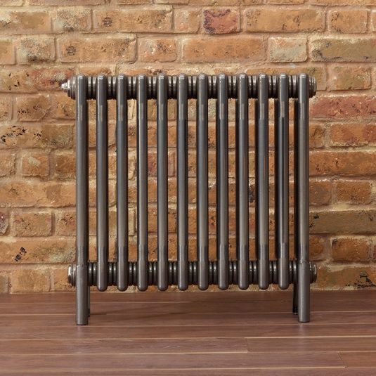 Zehnder Charleston with welded-on-feet 4040-14-F (4 column with 75mm welded-on feet)