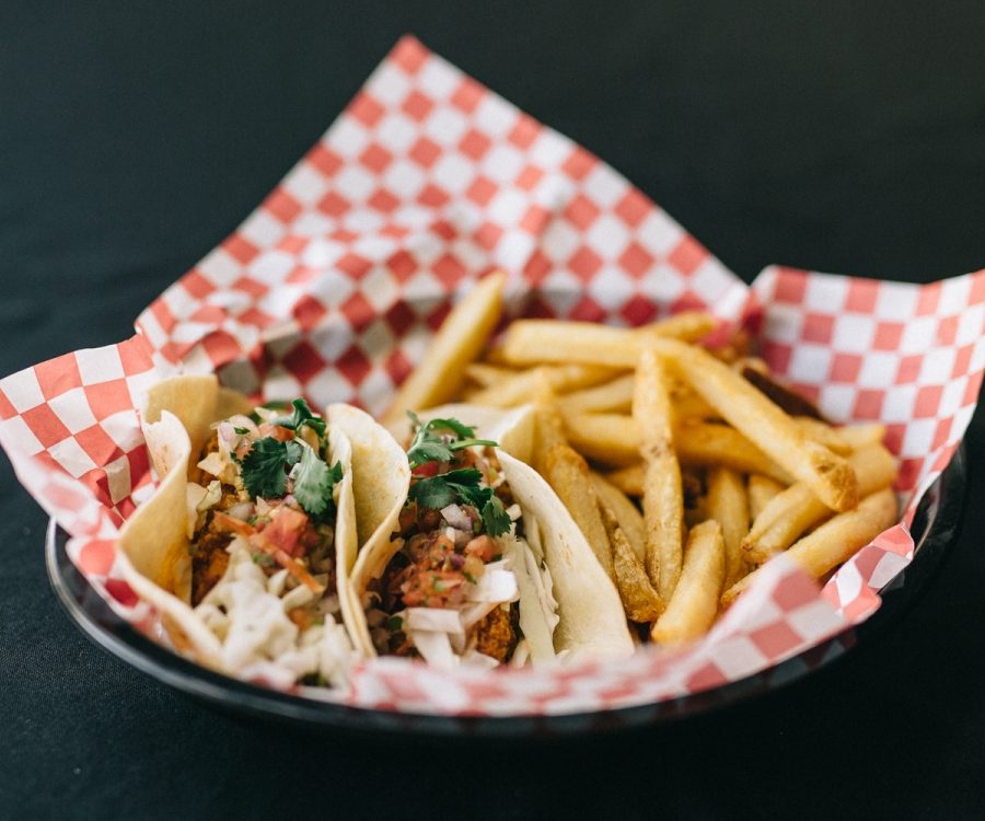 Grab a quick bite or slow down for dinner