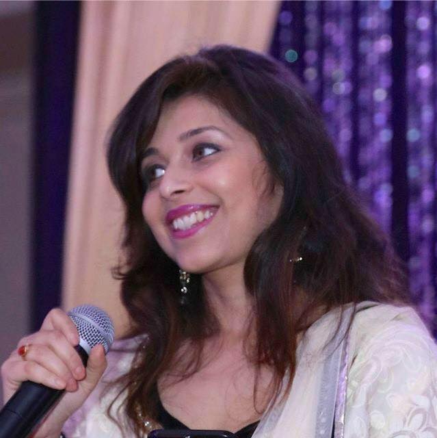 Bollywood & Fusion Live - Simantinee Roy