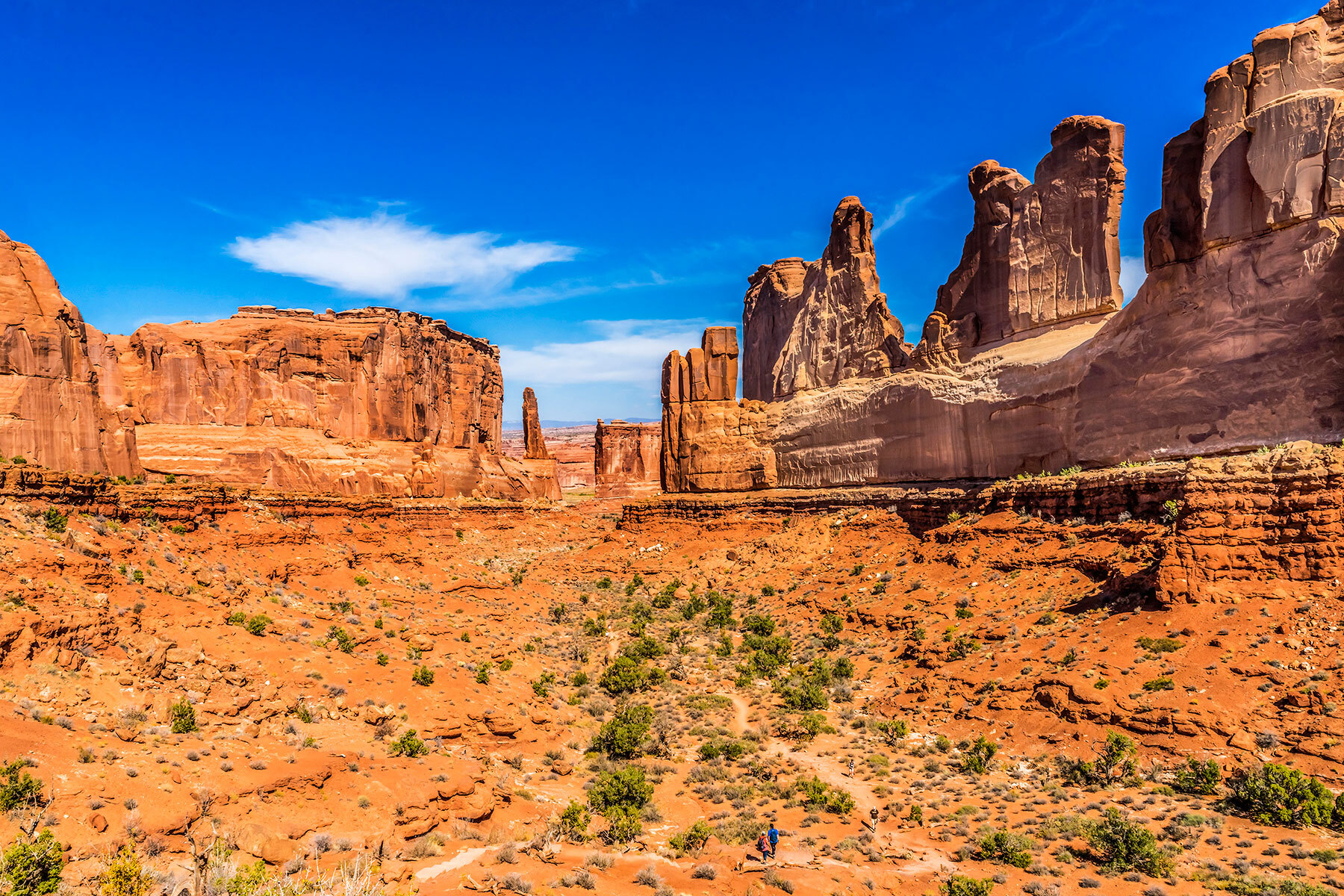 Thelma & Louise: A Tribute Road Trip Through the Classic Film's Utah  Settings