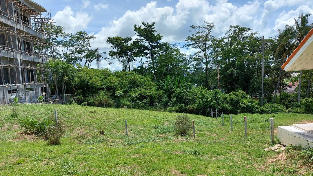 Sea view land at Leam Panwa