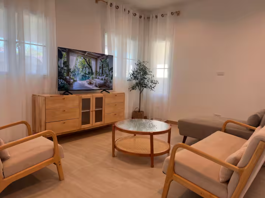 Premium 2-bedroom house in Khuekkhak