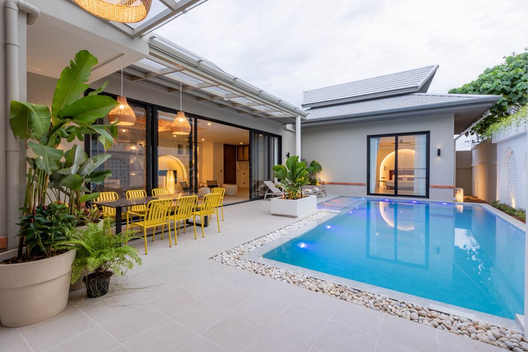 Modern elegance 4-bedroom villa at Rawai