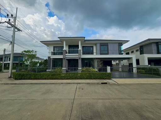 Corner single house 4 bedroom at Koh Kaew