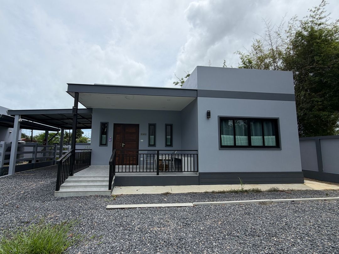 Brand new 2BR House for rent in Khuekkhak