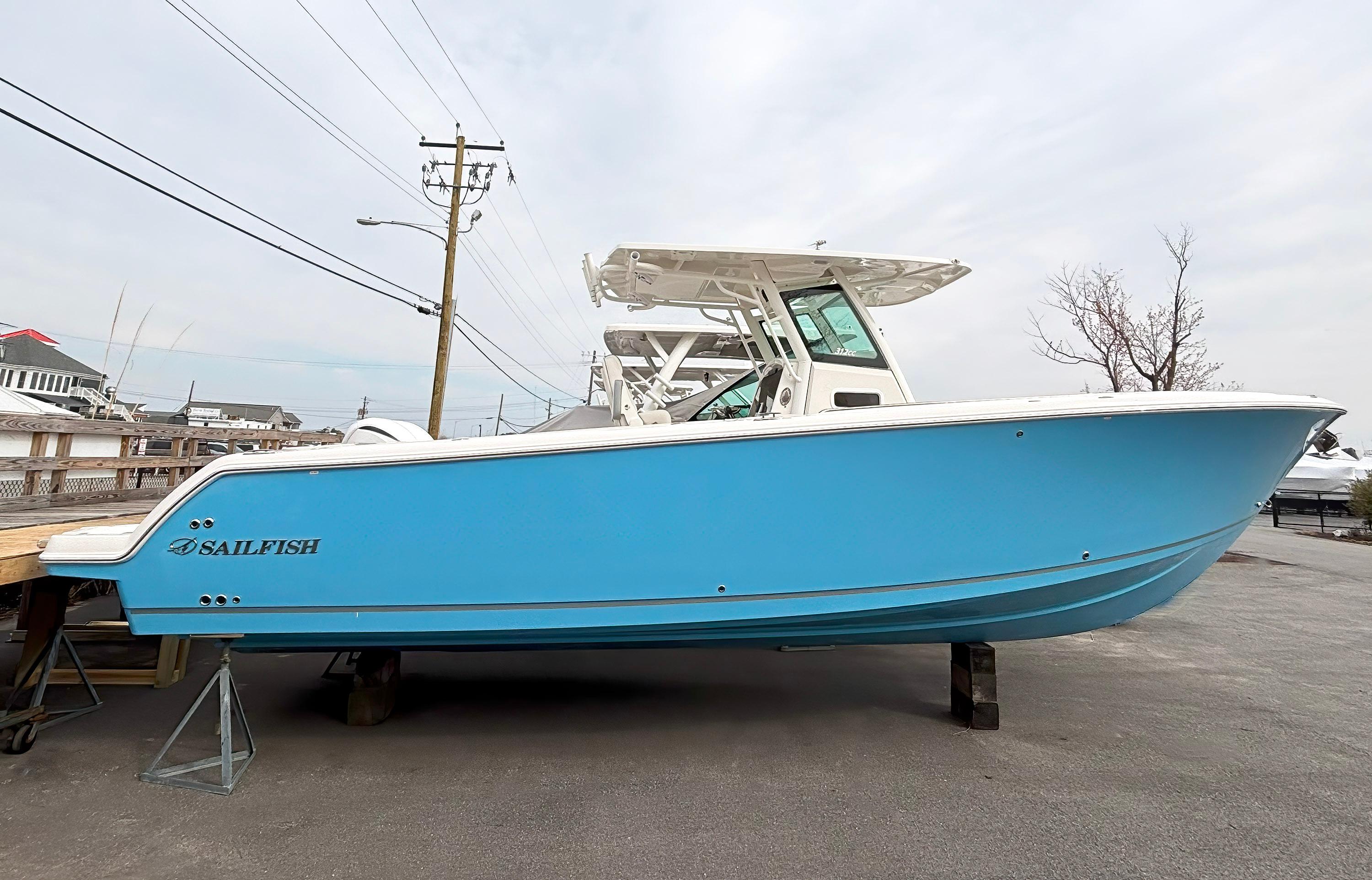 2025 Sailfish 312 CC