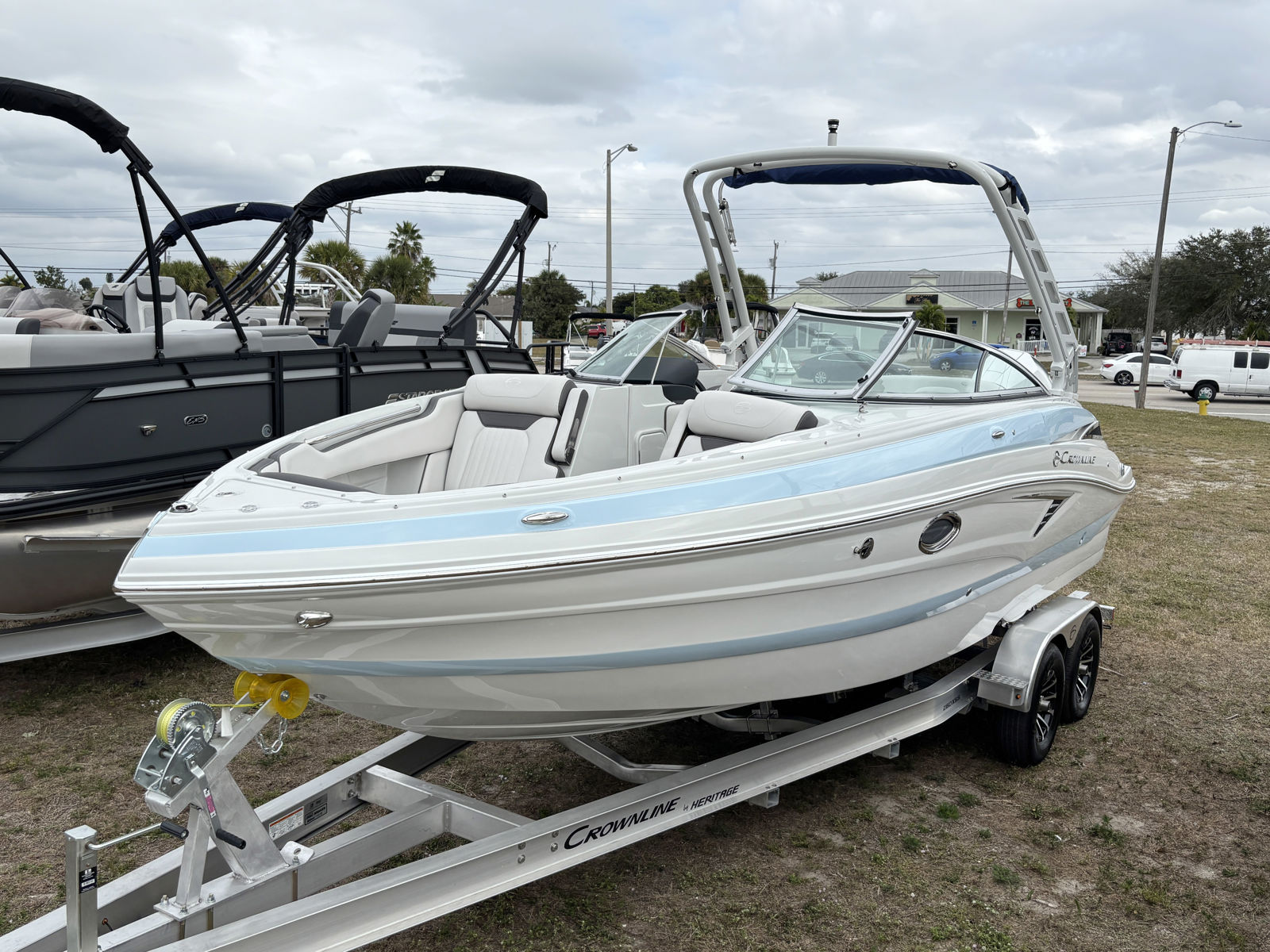 2026 CROWNLINE 260 XSS | Galahad Marine