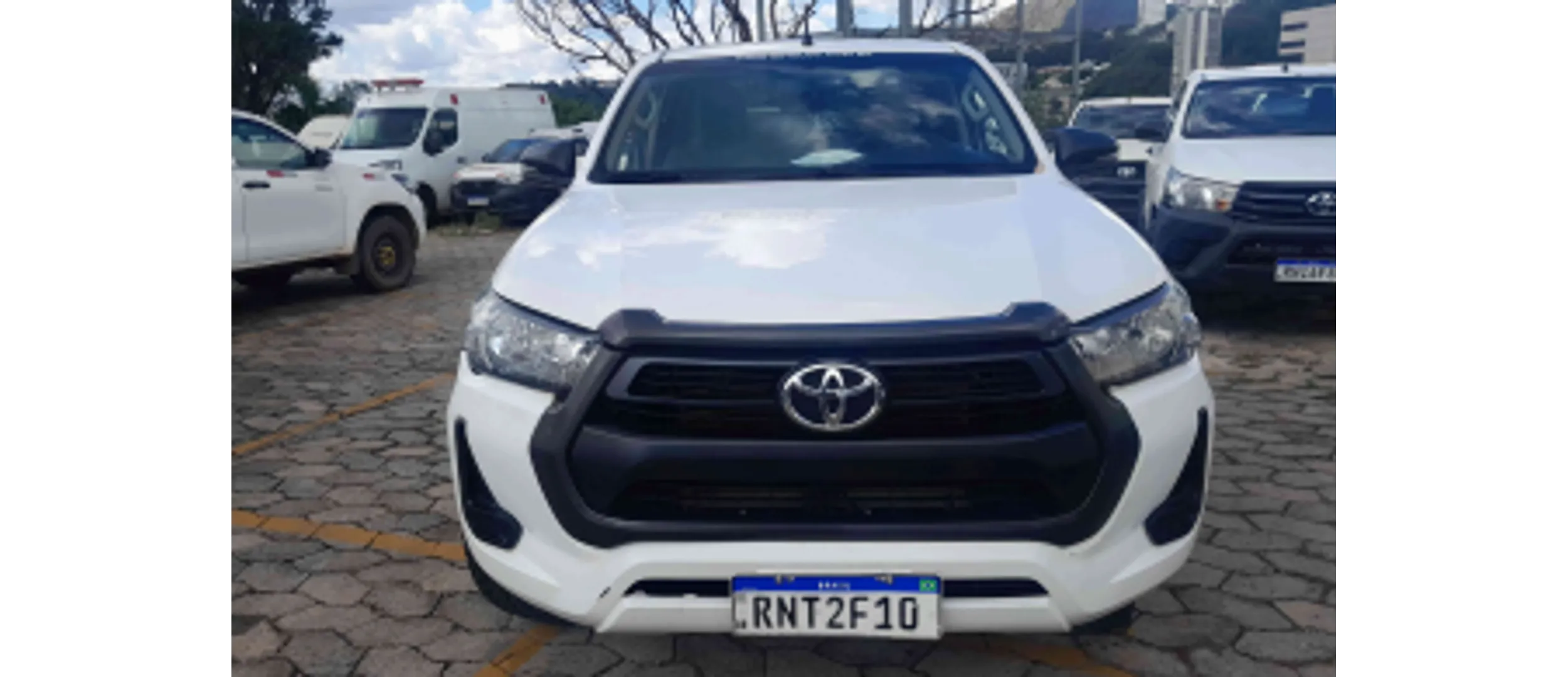 Toyota Hilux 2.8 D-4D TURBO DIESEL CD POWER PACK 4X4 MANUAL 2021