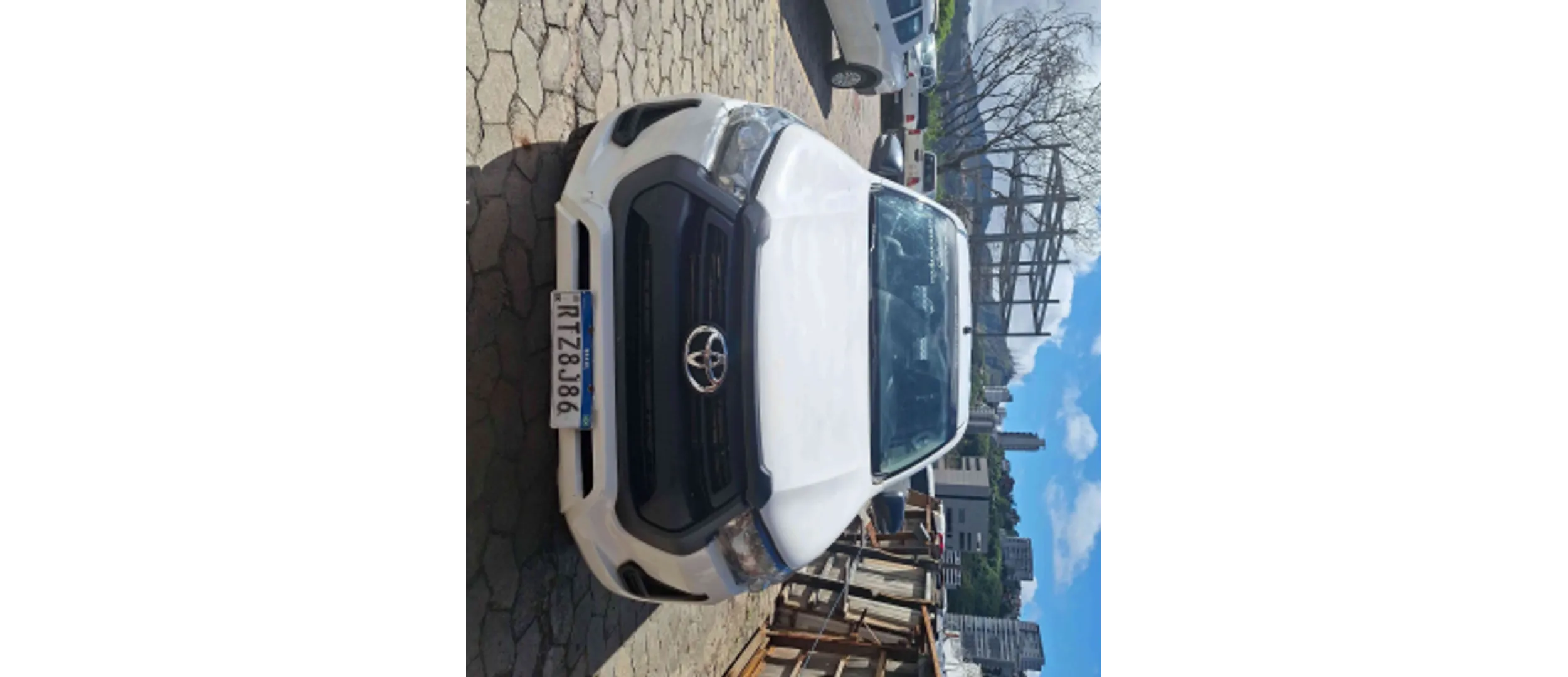 Toyota Hilux 2.8 D-4D TURBO DIESEL CD POWER PACK 4X4 MANUAL 2022
