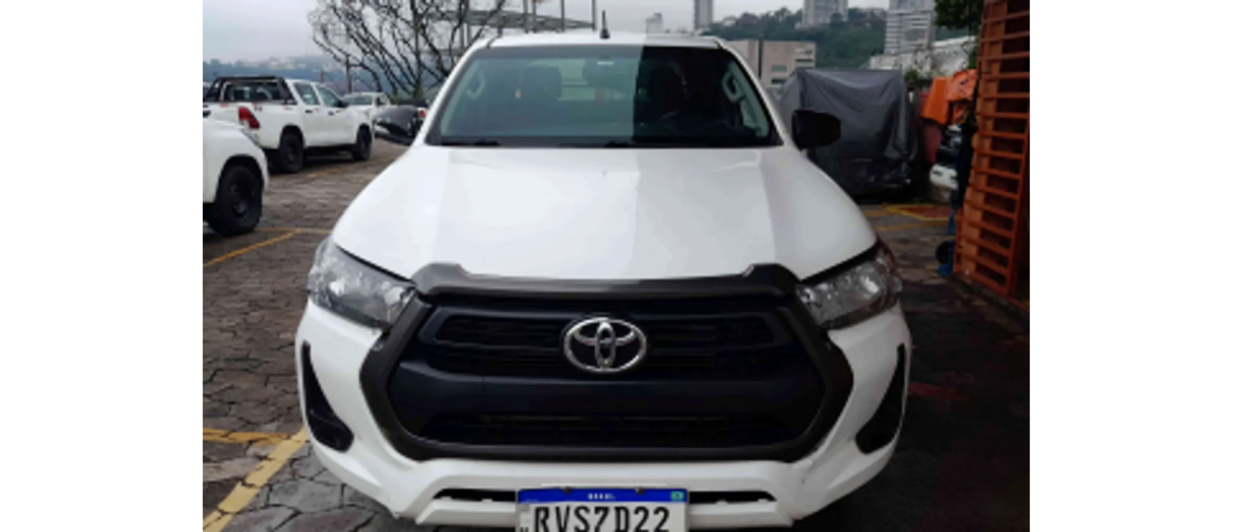 Toyota Hilux 2.8 D-4D TURBO DIESEL CD POWER PACK 4X4 MANUAL 2022