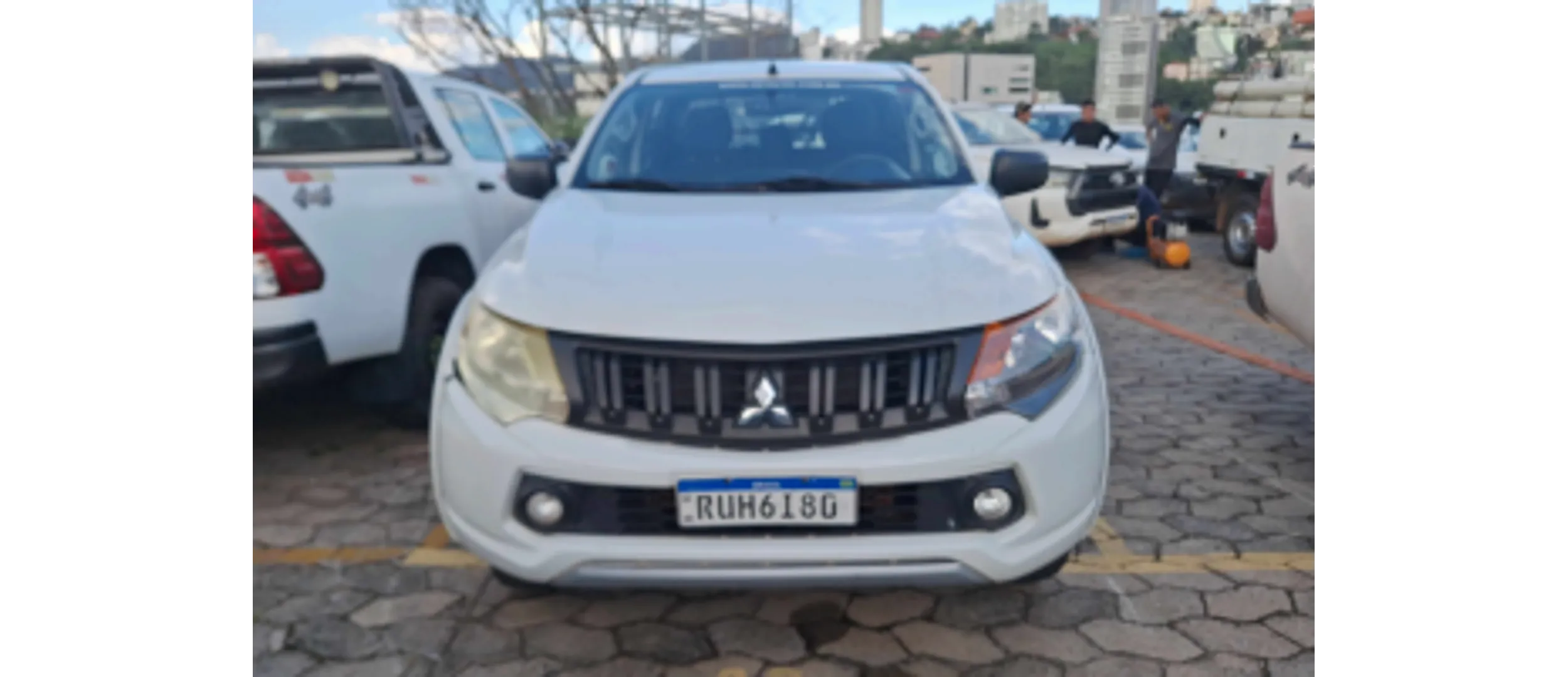Mitsubishi L200 OTHERS 2021