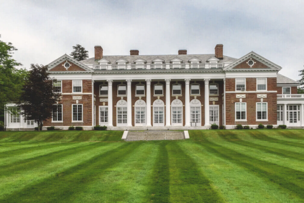 Stonehill College