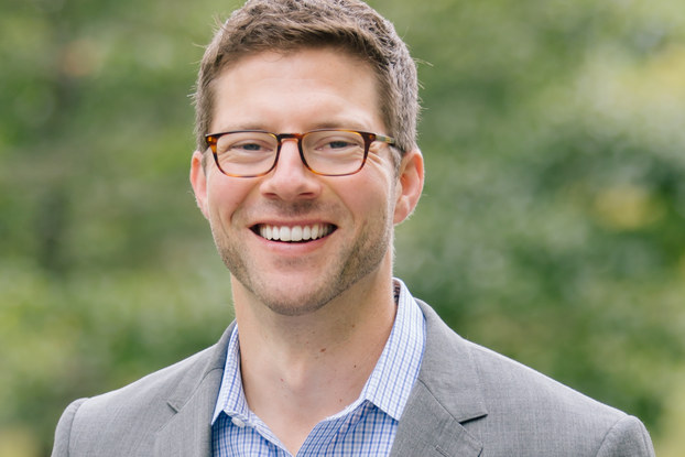 headshot of joe fischer, founder of greetabl