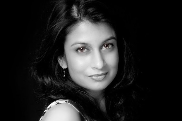 Headshot of Mitali Saxena, founder of Fashom.