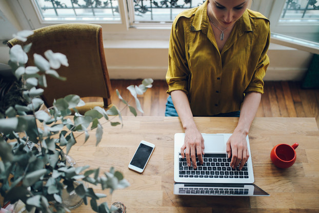 woman freelancer working on laptop