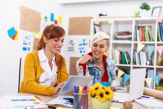 Crowdfunding is a popular to raise money.