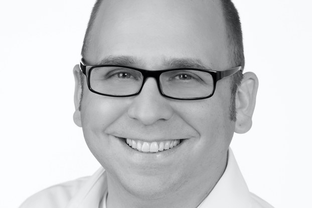 erik thoresen headshot