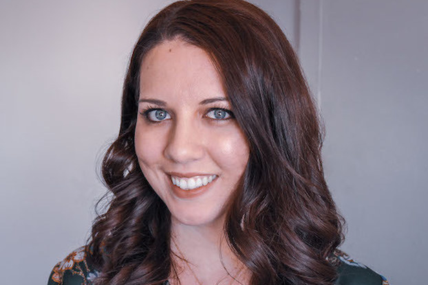 annie eaton headshot